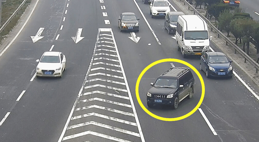 AI快速違章識(shí)別 AI快速違章識(shí)別